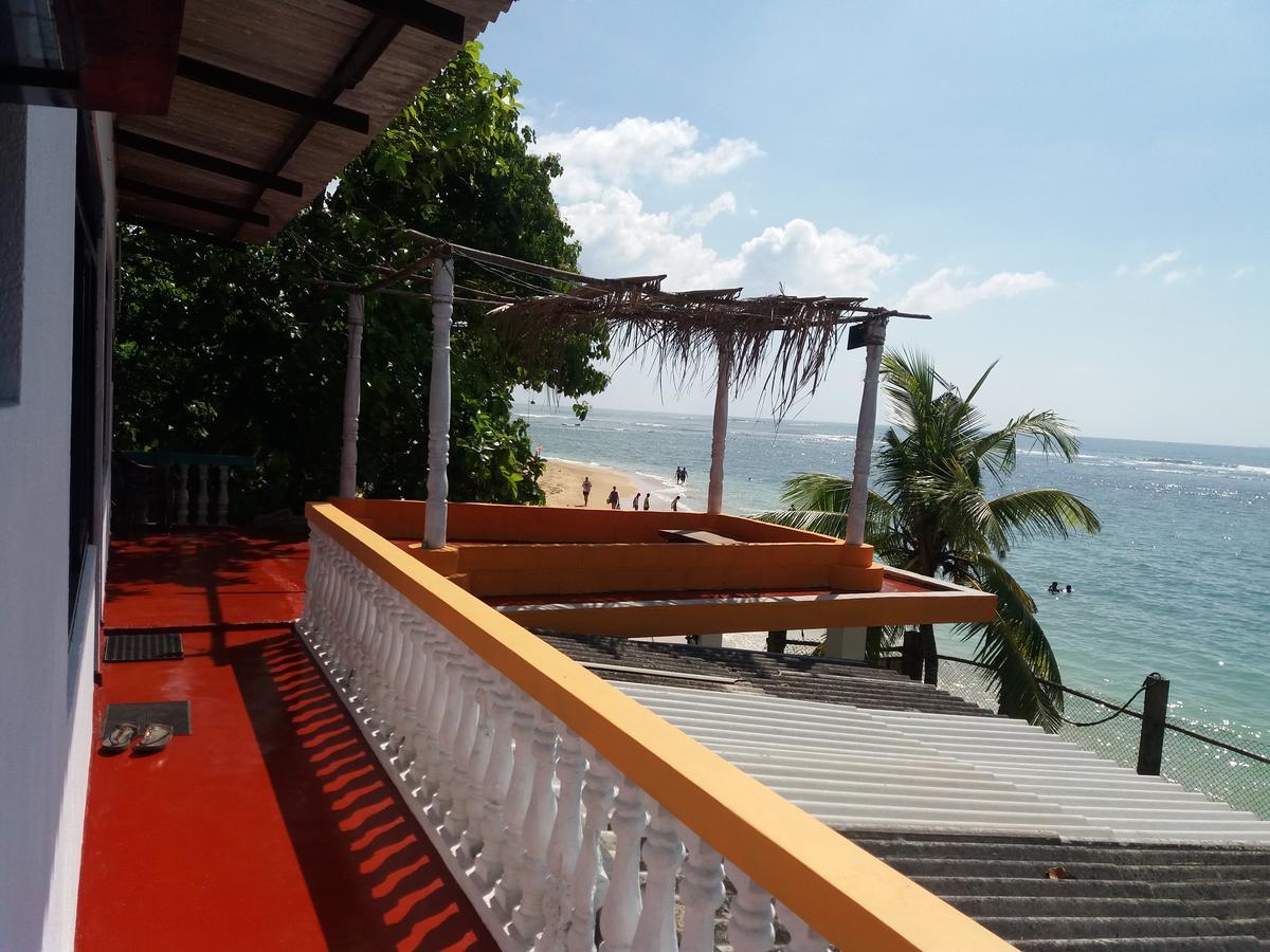 Sayuri Beach Hotel Matara Exterior photo