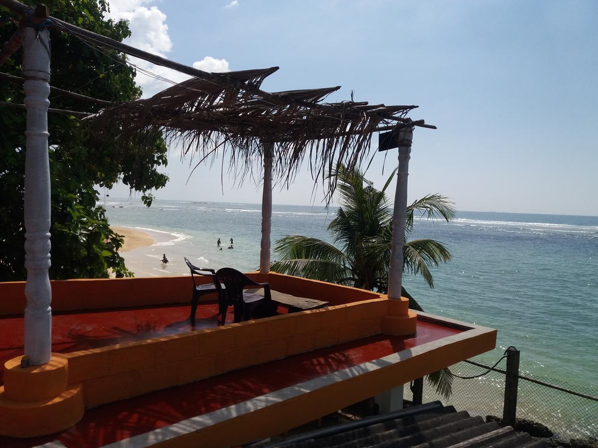 Sayuri Beach Hotel Matara Exterior photo